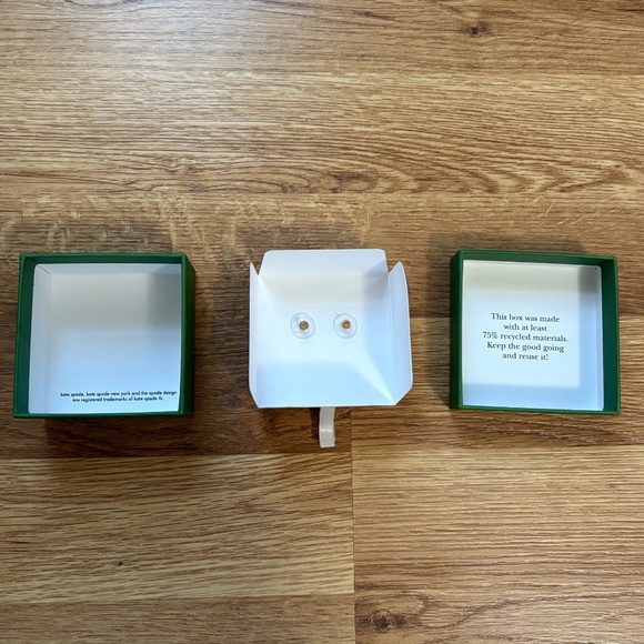 Kate Spade Lock And Spade Enamel Stud earrings - Picture 5 of 10